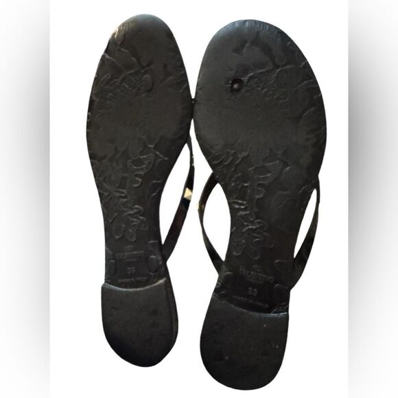 Valentino Garavani Rubber Rockstud Thongs in Black Size 39 - Picture 8 of 10